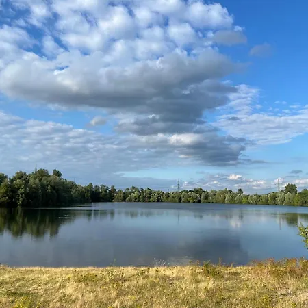 Rheinlaender Seehotel