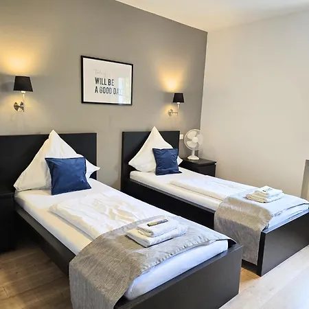 Rheinlaender Seehotel *