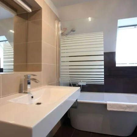 호텔 Rheinlaender Seehotel *