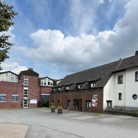 Rheinlaender Seehotel