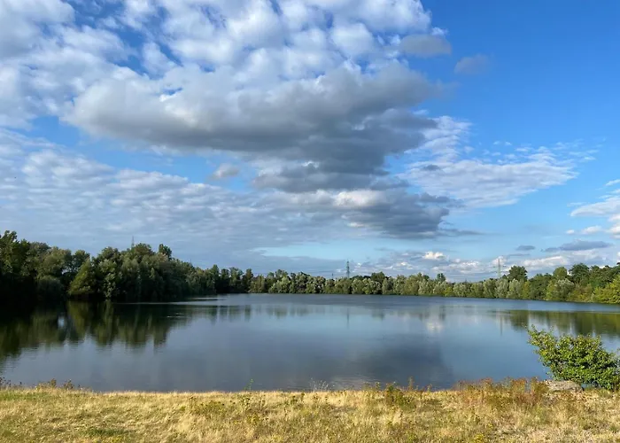 Rheinlaender Seehotel